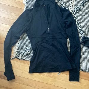 Lululemon size 4 jacket